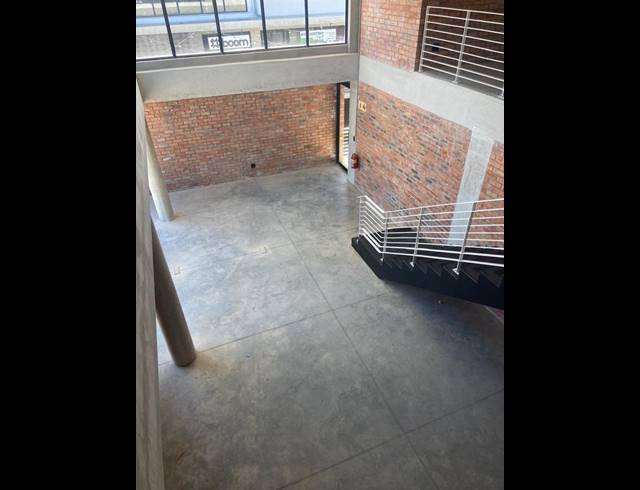 BUSINESS PROPERTY TO RENT IN WALMER